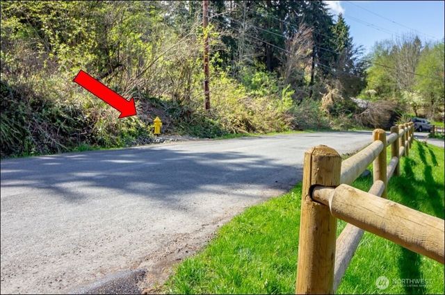 17600 SE Cougar Mountain Drive, Issaquah, WA 98027