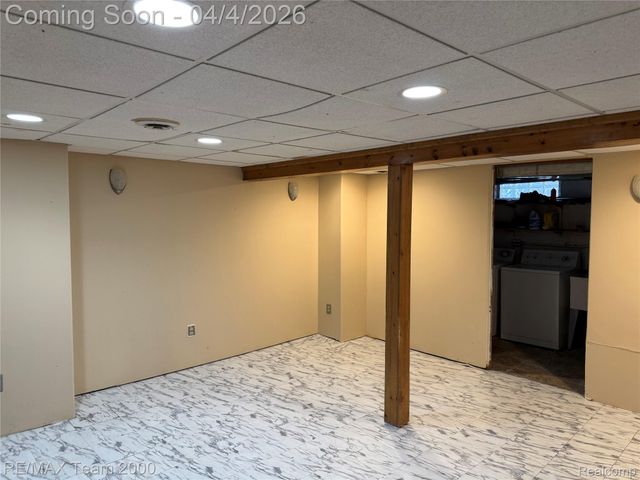 1620 Pingree Avenue, Lincoln Park, MI 48146