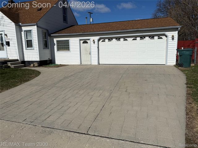 1620 Pingree Avenue, Lincoln Park, MI 48146