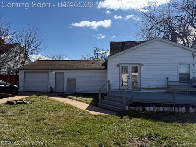 1620 Pingree Avenue, Lincoln Park, MI 48146