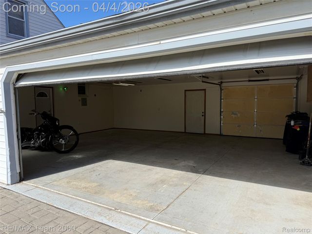 1620 Pingree Avenue, Lincoln Park, MI 48146