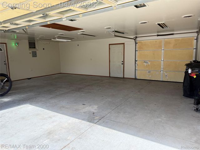 1620 Pingree Avenue, Lincoln Park, MI 48146