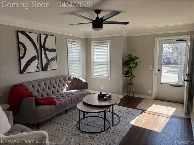 1620 Pingree Avenue, Lincoln Park, MI 48146