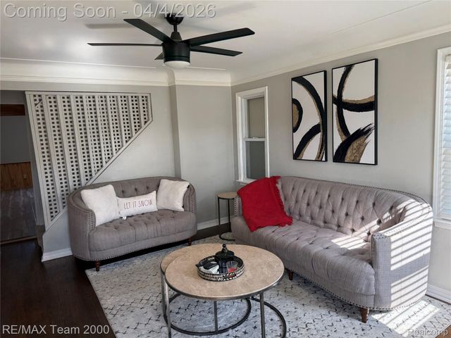 1620 Pingree Avenue, Lincoln Park, MI 48146