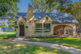 2726 Sanger Avenue, Waco, TX 76707
