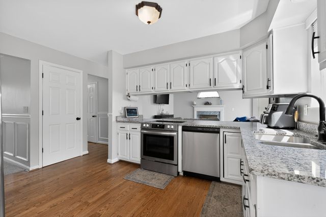 3027 Tomahawk Ridge Way, Burlington, KY 41005