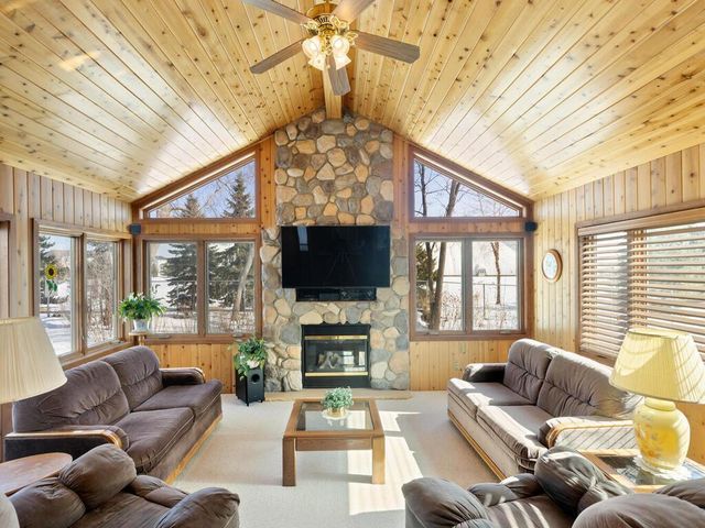 13611 Louisiana Avenue, Savage, MN 55378