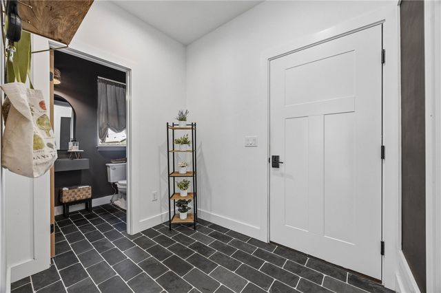 4559 Hoyt Road, Skaneateles, NY 13152