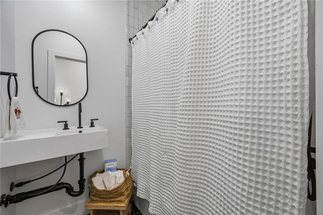 4559 Hoyt Road, Skaneateles, NY 13152