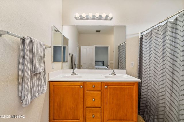 11880 W Fontenelle Drive, Marana, AZ 85653