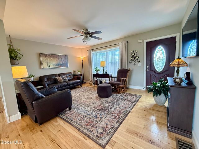 453 County Route 41, Kingsbury, NY 12839