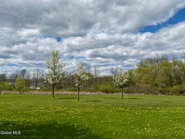 453 County Route 41, Kingsbury, NY 12839