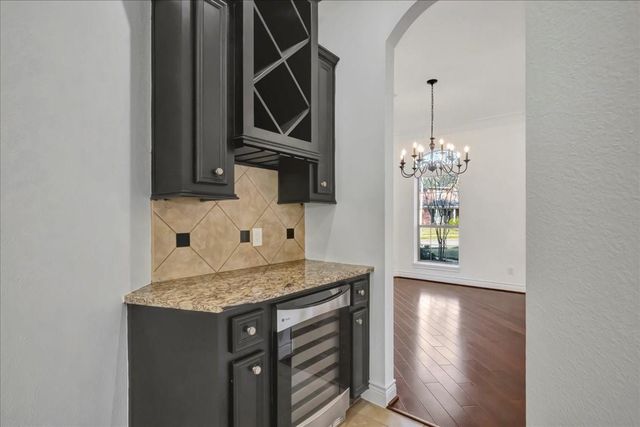 1029 Summer Cape Circle, League City, TX 77573