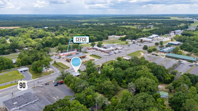 742 W Us Highway 90, Defuniak Springs, FL 32433