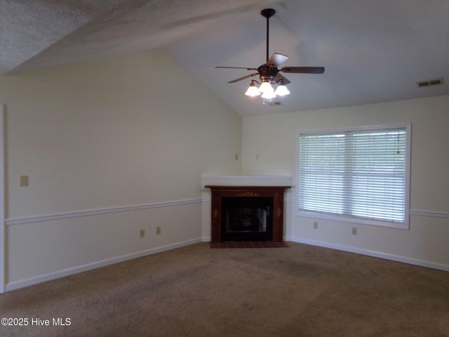 819 Fir Trail, Havelock, NC 28532