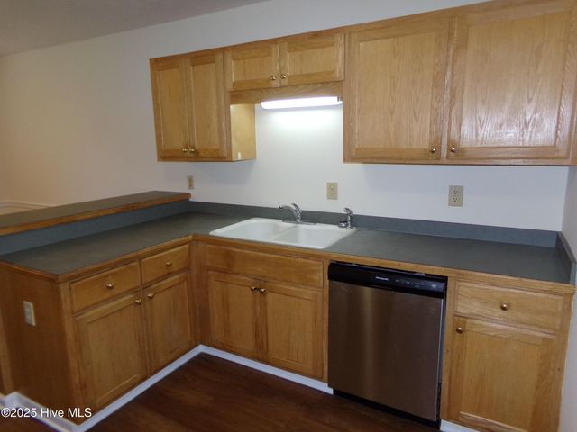 819 Fir Trail, Havelock, NC 28532