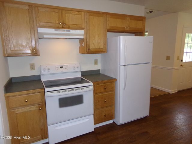 819 Fir Trail, Havelock, NC 28532