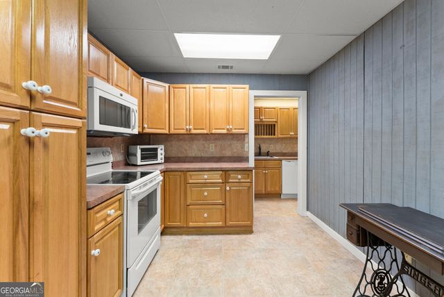 1401 Adair Mill Road, Cleveland, GA 30528