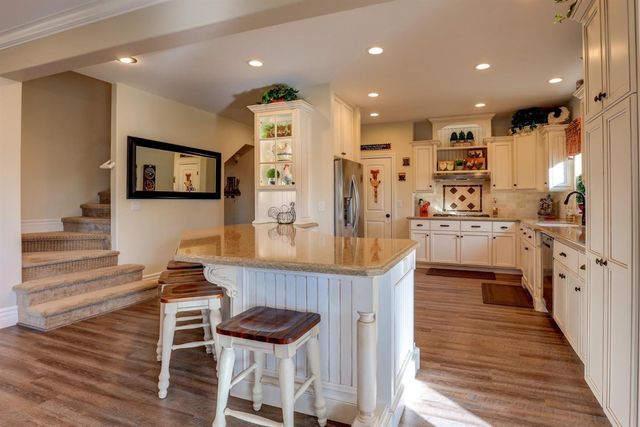 1300 Sierra Oak Ln, Colfax, CA 95713