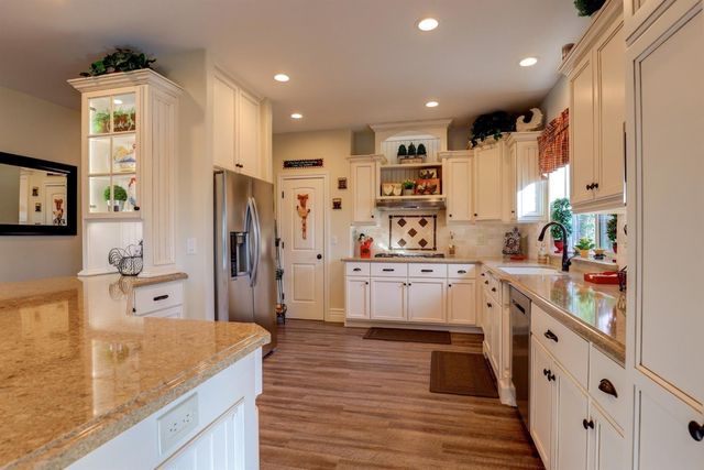 1300 Sierra Oak Ln, Colfax, CA 95713