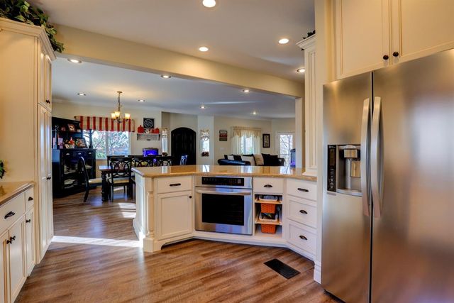 1300 Sierra Oak Ln, Colfax, CA 95713