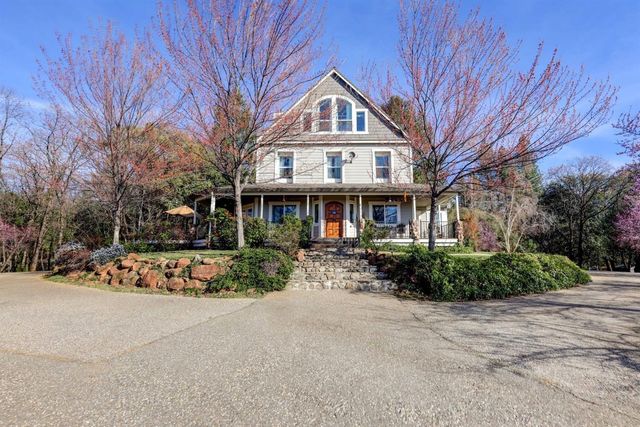 1300 Sierra Oak Ln, Colfax, CA 95713