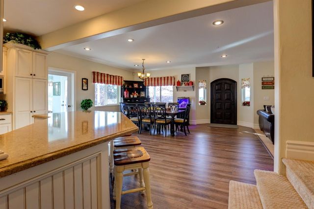 1300 Sierra Oak Ln, Colfax, CA 95713
