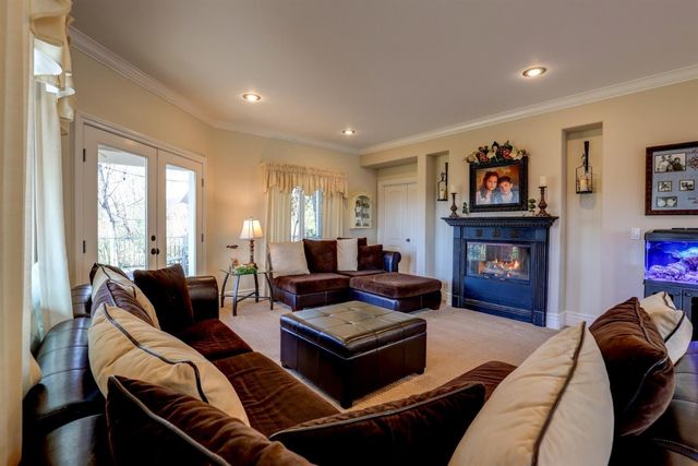 1300 Sierra Oak Ln, Colfax, CA 95713