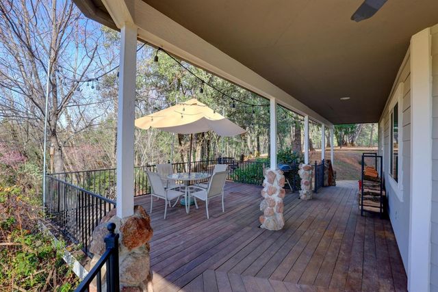 1300 Sierra Oak Ln, Colfax, CA 95713