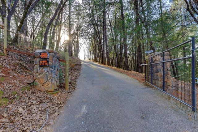 1300 Sierra Oak Ln, Colfax, CA 95713