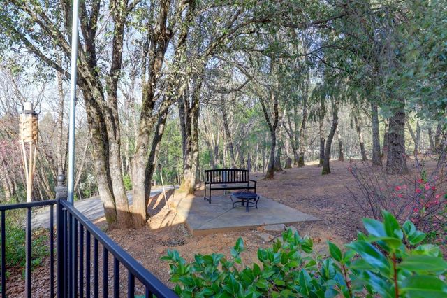 1300 Sierra Oak Ln, Colfax, CA 95713