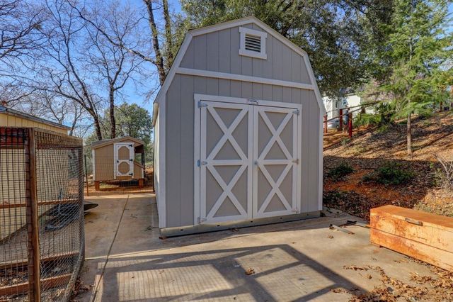 1300 Sierra Oak Ln, Colfax, CA 95713