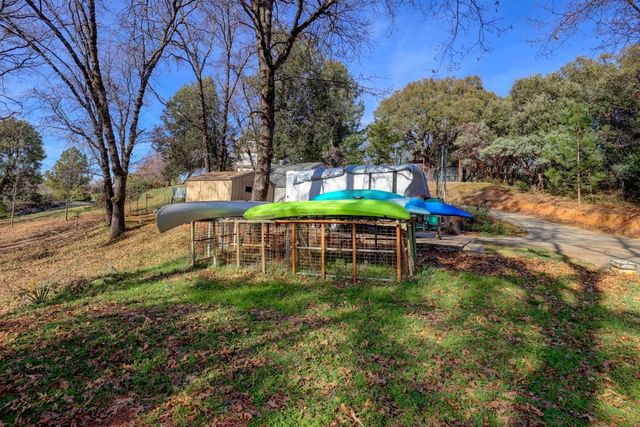 1300 Sierra Oak Ln, Colfax, CA 95713