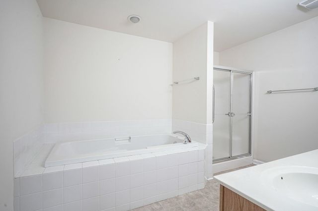 604 CINNAMINSON ST, Riverton, NJ 08077