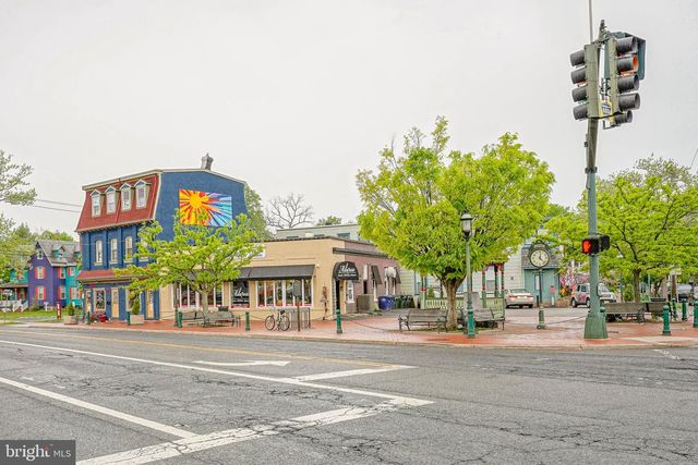 604 CINNAMINSON ST, Riverton, NJ 08077