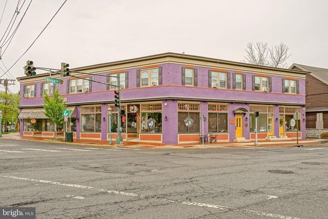 604 CINNAMINSON ST, Riverton, NJ 08077