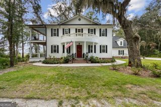 128 Heron Point Lane, Woodbine, GA 31569