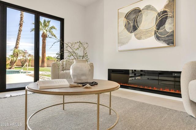 5526 E TERRY Drive, Scottsdale, AZ 85254