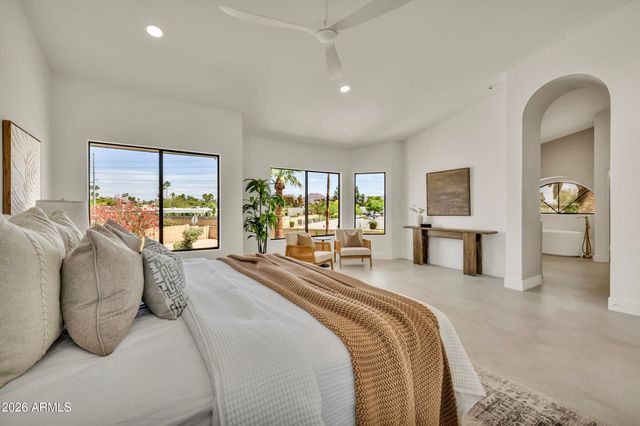 5526 E TERRY Drive, Scottsdale, AZ 85254