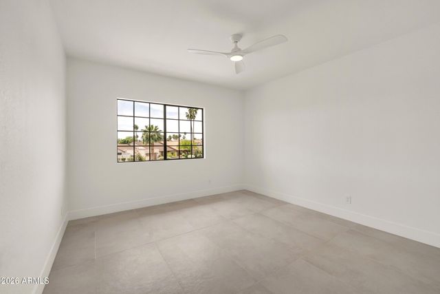 5526 E TERRY Drive, Scottsdale, AZ 85254