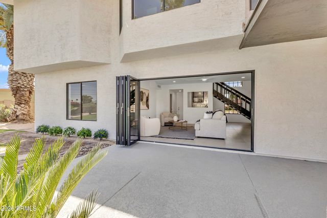 5526 E TERRY Drive, Scottsdale, AZ 85254