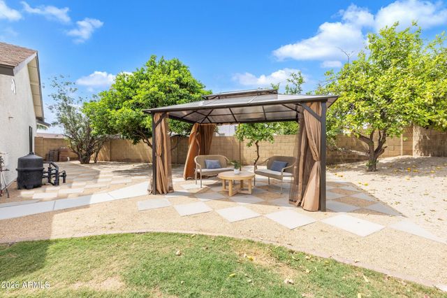 5526 E TERRY Drive, Scottsdale, AZ 85254