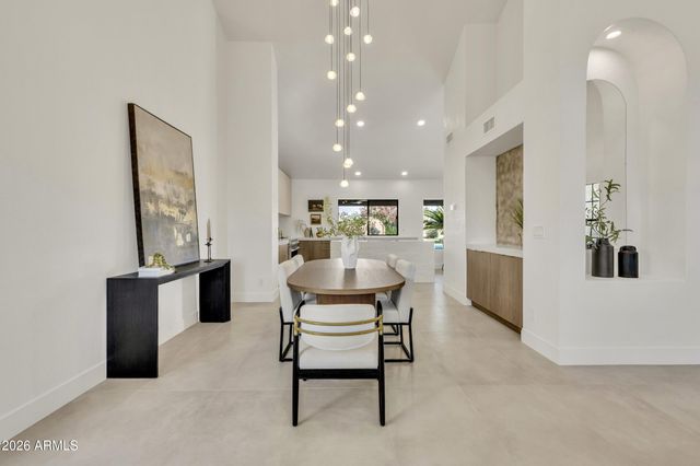 5526 E TERRY Drive, Scottsdale, AZ 85254