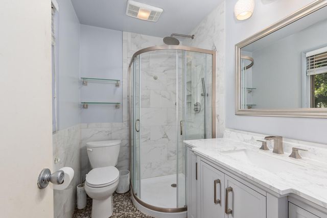 38 E Beltline Avenue, Grand Rapids, MI 49506