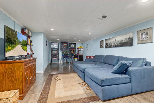 38 E Beltline Avenue, Grand Rapids, MI 49506