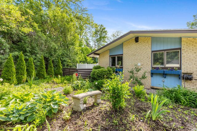 38 E Beltline Avenue, Grand Rapids, MI 49506