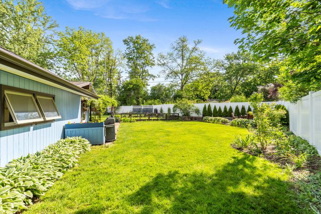 38 E Beltline Avenue, Grand Rapids, MI 49506