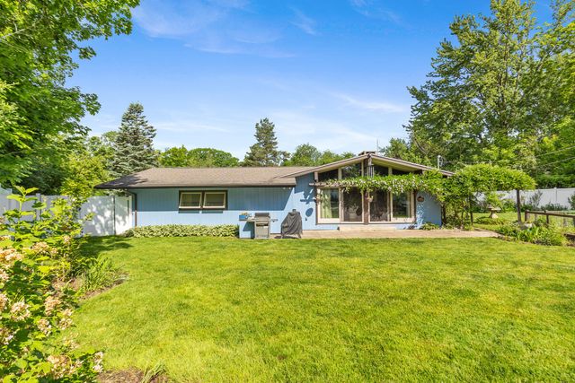 38 E Beltline Avenue, Grand Rapids, MI 49506