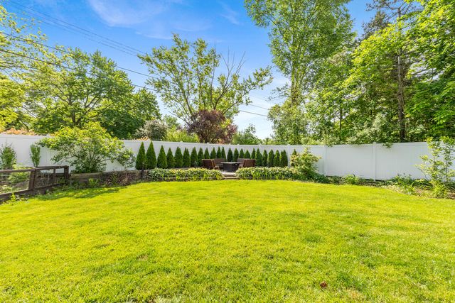38 E Beltline Avenue, Grand Rapids, MI 49506