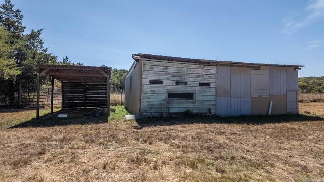 2000 County Road 100, Alton, MO 65606